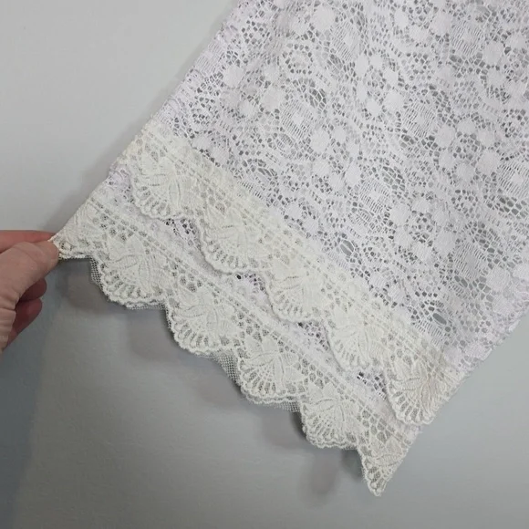 BOO RADLEY LACE TOP - Picture 2 of 8